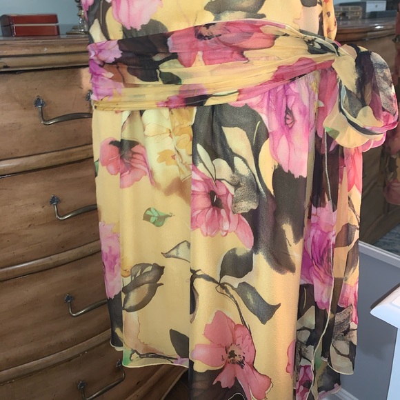 Adorable French 1920s Style Silk Dress! - Picture 5 of 5